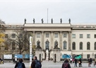 Asistent Luka Knez održao pozivno predavanje na Sveučilištu Humboldt u Berlinu